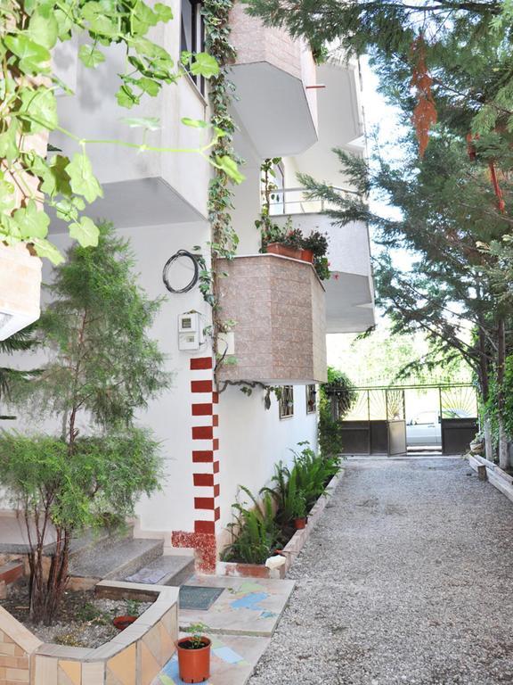 Tafilaj Apartments Durres Exterior photo